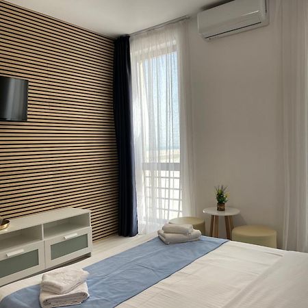 Beach Rooms Roberta Mamaia Buitenkant foto