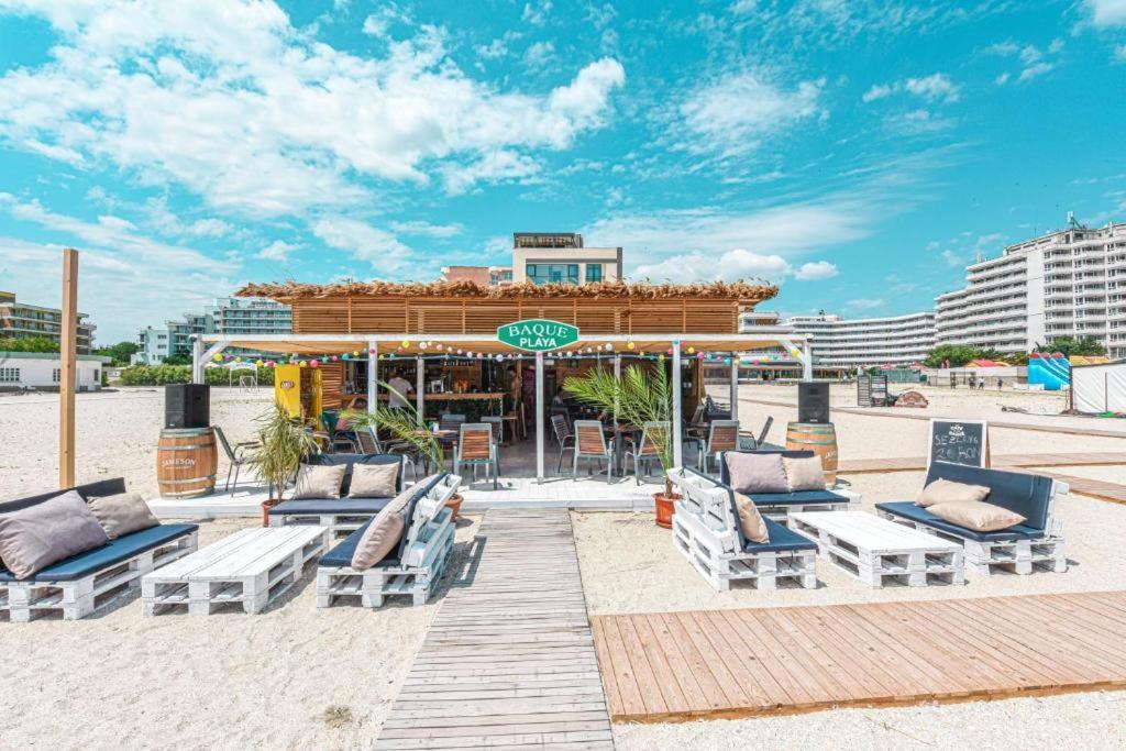 Beach Rooms Roberta Mamaia Buitenkant foto