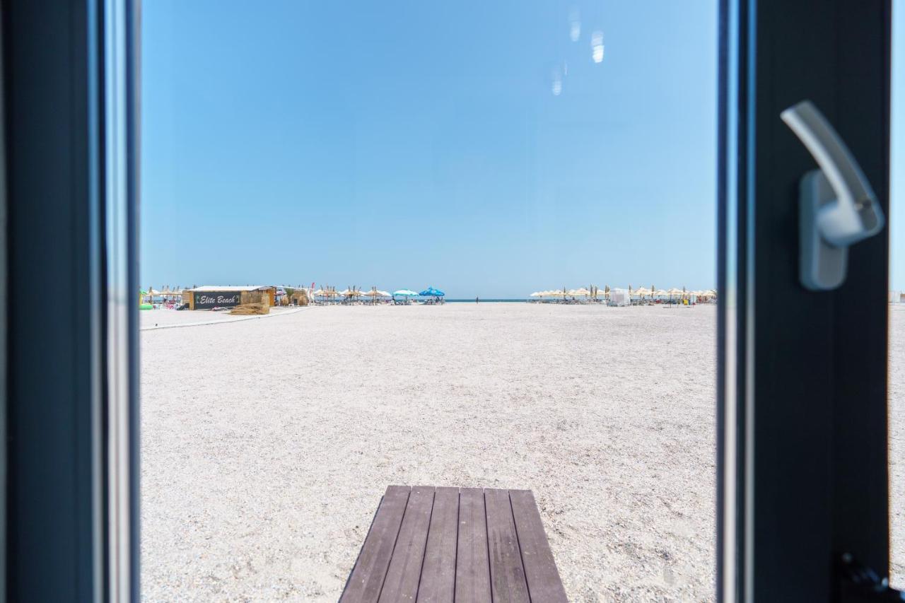 Beach Rooms Roberta Mamaia Buitenkant foto