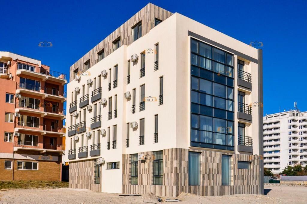 Beach Rooms Roberta Mamaia Buitenkant foto