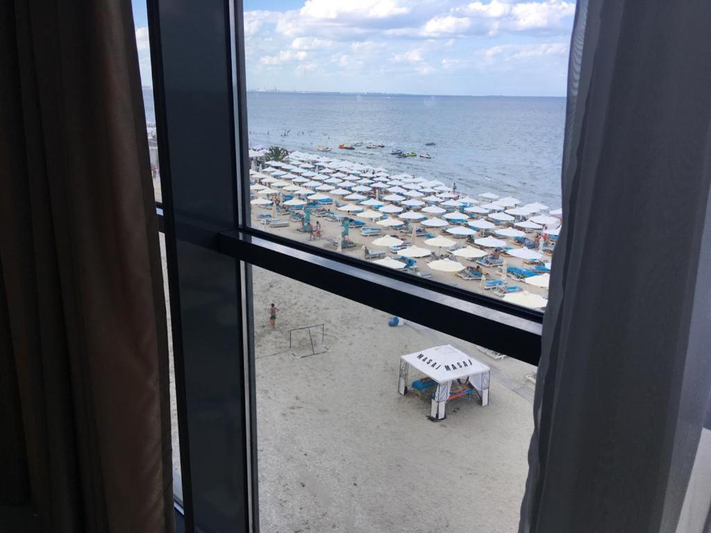 Beach Rooms Roberta Mamaia Buitenkant foto
